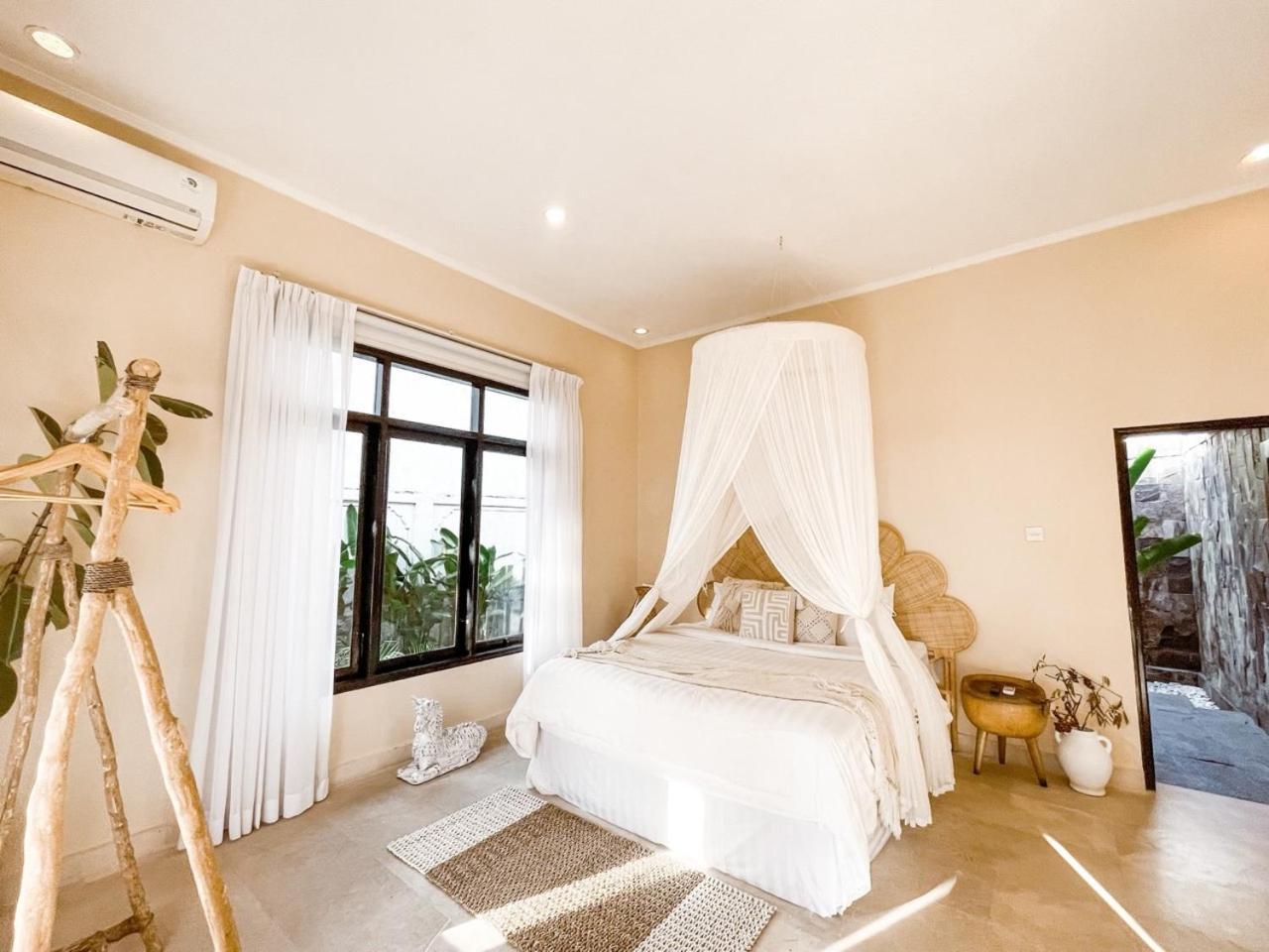Villa Damai Oasis In The Heart Of Seminyak Bagian luar foto